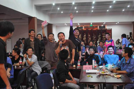 青年风采绽放 科普趣味齐飞(图3)