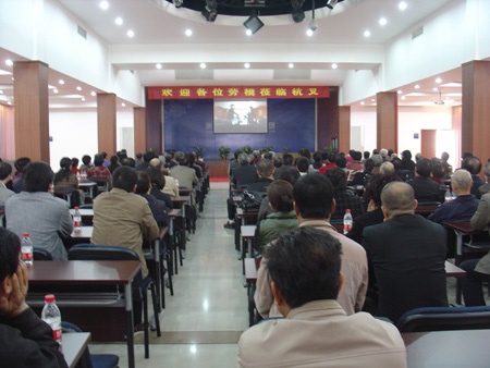 劳模探访杭叉工业升级成果 领略杭州制造业新活力(图3)