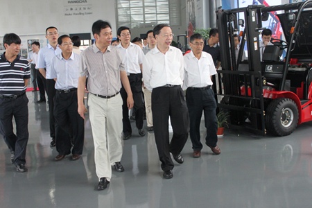 工信部副部长苏波赴杭州调研工业发展(图3)