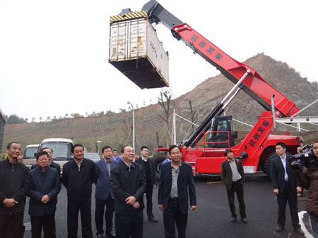 杭州市委调研杭叉集团 点赞杭州制造装备制造水平(图3)