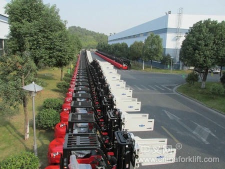 杭叉集团129台叉车交付完成品质获认可(图3)