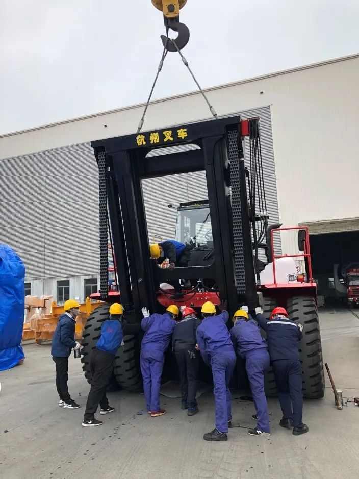 疫情下叉车交付挑战圆满解决(图2)