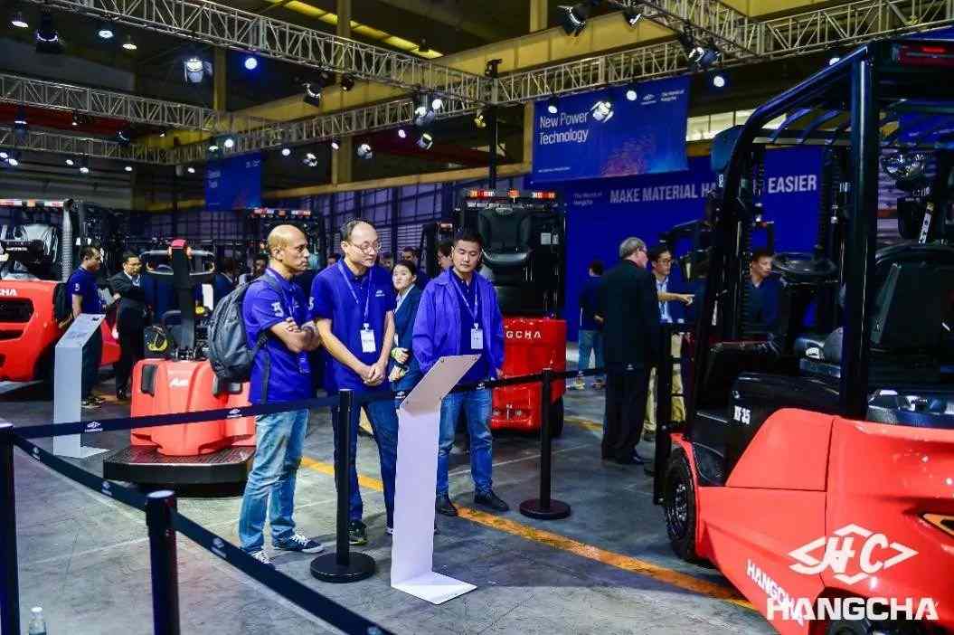 请进杭叉的世界 走出世界的杭叉 --2019年杭叉集团第三届全球代理商大会圆满闭幕(图9)