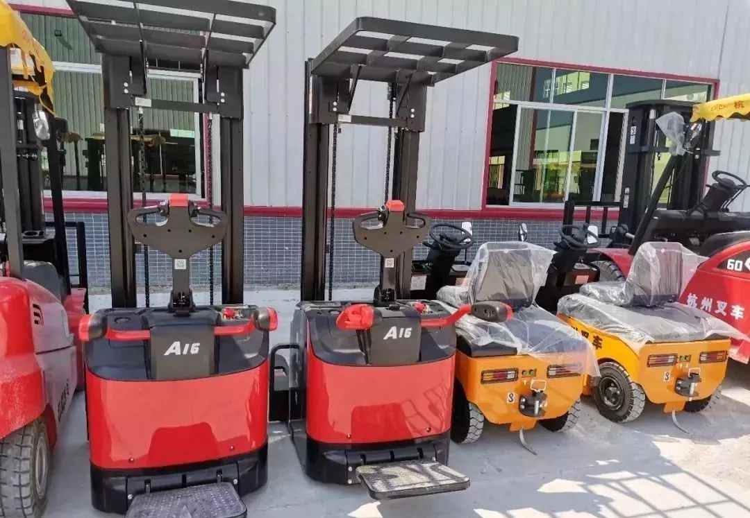 用品质说话！杭叉交付某工程企业数十台车(图3)