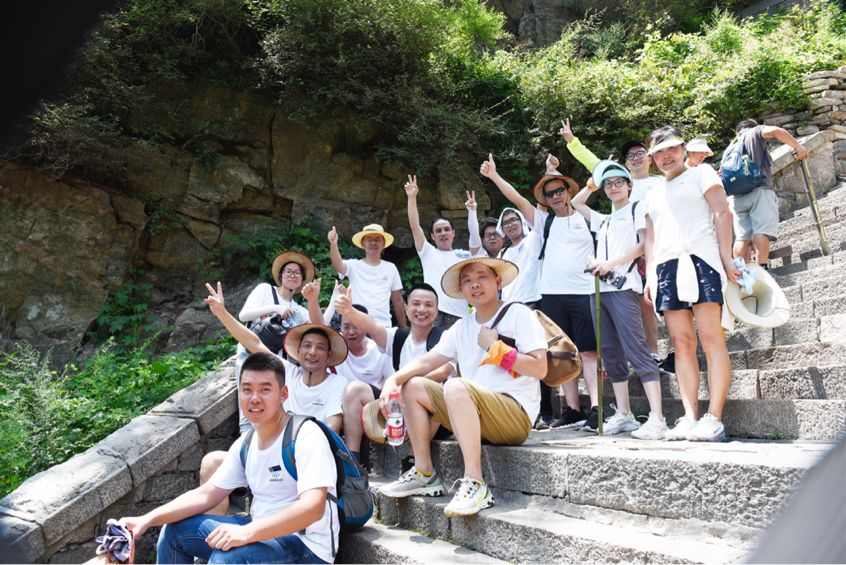 杭叉集团半年度销售会议聚焦战略部署与团队凝聚力(图5)