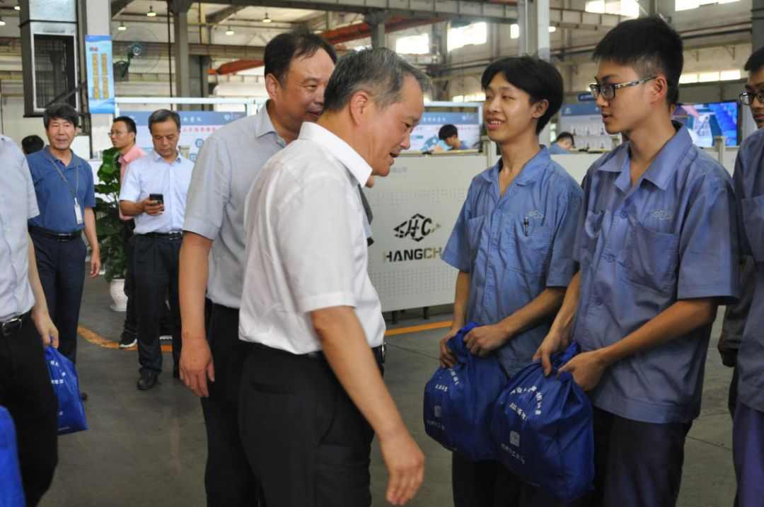 市人大常委会调研杭叉集团产业工人队伍建设(图3)