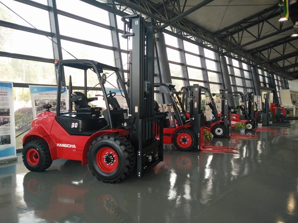 杭叉集团入股郑州嘉晨电器(图4)