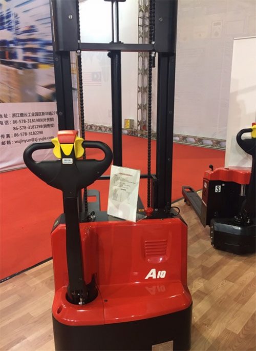 杭叉参展义乌国际装备博览会(图3)