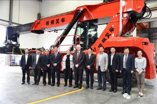 杭叉45吨集装箱正面吊迎市场热销(图4)