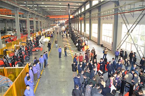 同心谱新篇 共筑杭叉梦，赢战2016(图4)