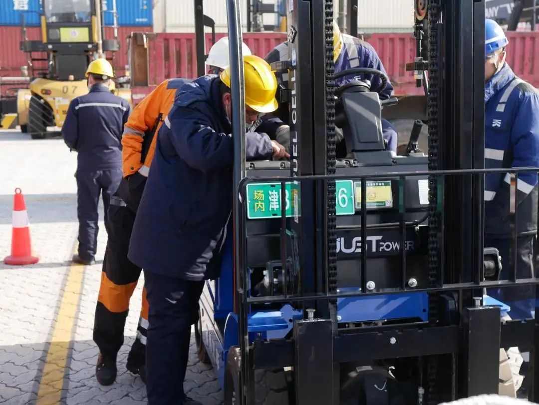 氢能叉车助力绿色运输 天津产业示范区加速发展(图3)
