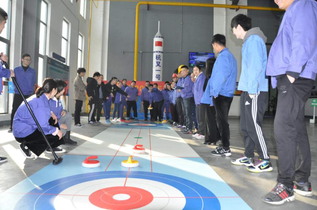 公司趣味运动会精彩举办 员工团结协作展现活力风采(图3) 公司趣味运动会精彩举办 员工团结协作展现活力风采(图3)