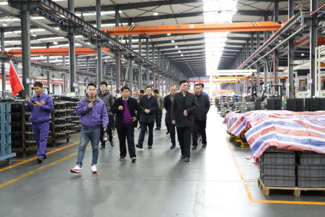 杭叉集团智能制造升级年会举行,见证工业互联技术成果(图4) 杭叉集团智能制造升级年会举行,见证工业互联技术成果(图4)