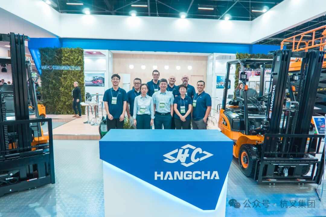 杭叉亮相南美多式联运展 锂电产品受拉美客户热捧(图6) 杭叉亮相南美多式联运展 锂电产品受拉美客户热捧(图6)