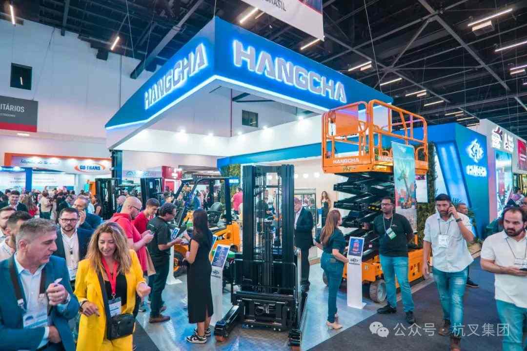 杭叉亮相南美多式联运展 锂电产品受拉美客户热捧(图2) 杭叉亮相南美多式联运展 锂电产品受拉美客户热捧(图2)