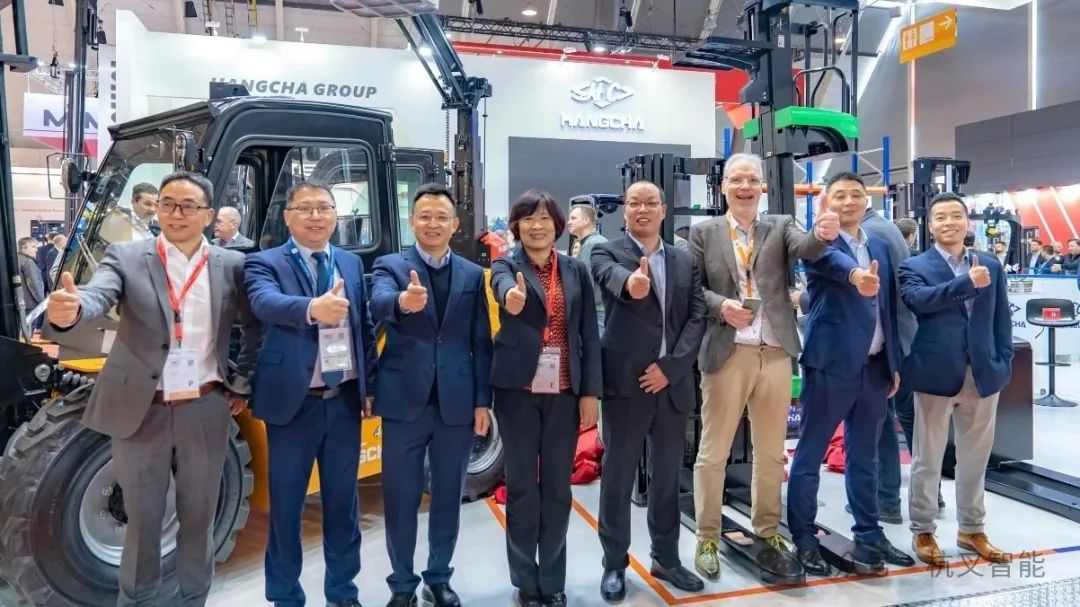 杭叉集团亮相德国物流展 展示新质生产力引领行业发展(图8) 杭叉集团亮相德国物流展 展示新质生产力引领行业发展(图8)