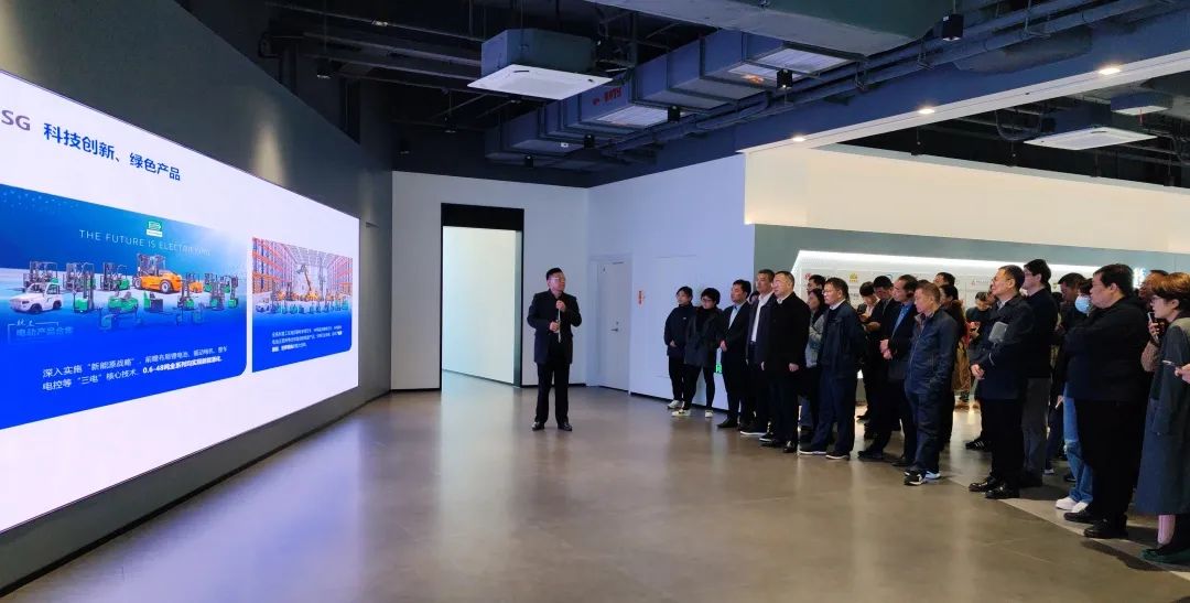 浙江民营企业社会责任研讨会召开 杭叉集团连续上榜领先企业(图6)