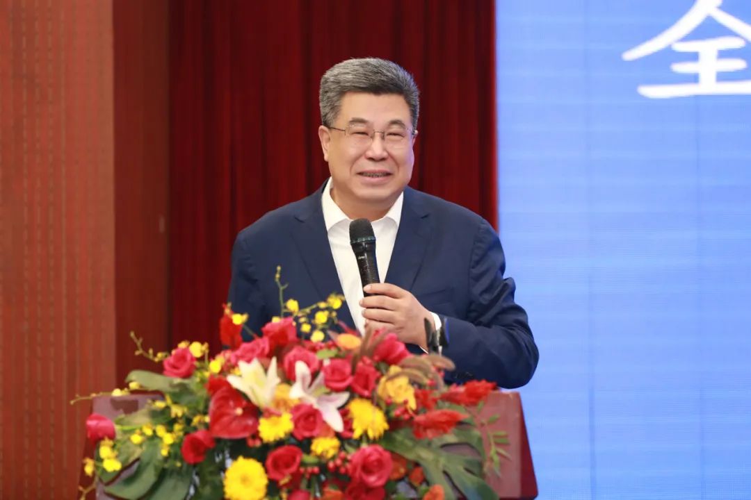 工业车辆新标准宣贯会在杭州召开 推动无人驾驶叉车安全规范实施(图4)