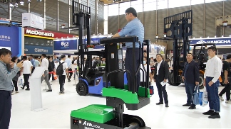 杭叉集团全电时代领航 CeMAT Asia展示新能源叉车技术(图6) 杭叉集团全电时代领航 CeMAT Asia展示新能源叉车技术(图6)