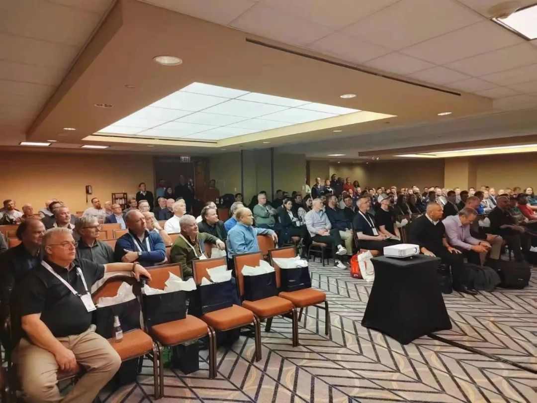 杭叉亮相美国ProMat展会 锂电叉车引领智能物流新趋势(图7) 杭叉亮相美国ProMat展会 锂电叉车引领智能物流新趋势(图7)