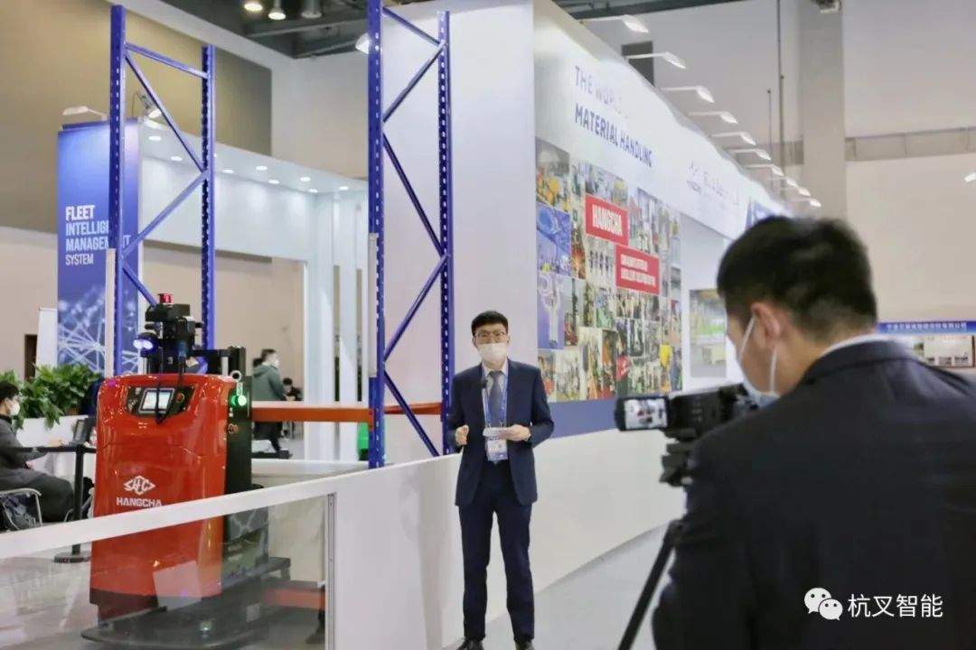 杭叉智能亮相全球数字贸易博览会 推出无人驾驶工业车辆解决方案(图4)