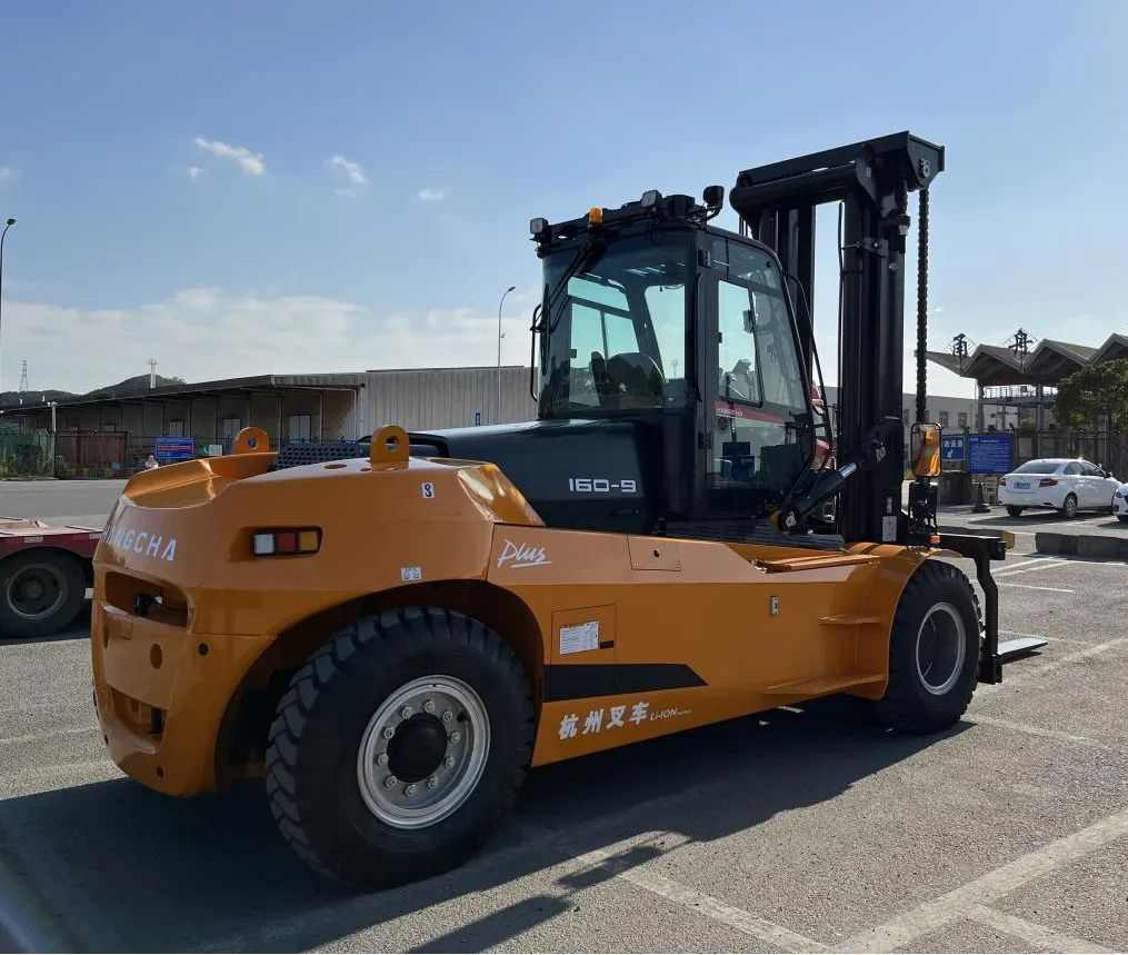 高压锂电叉车助力港口绿色转型，宁波舟山港启用新能源设备(图4)