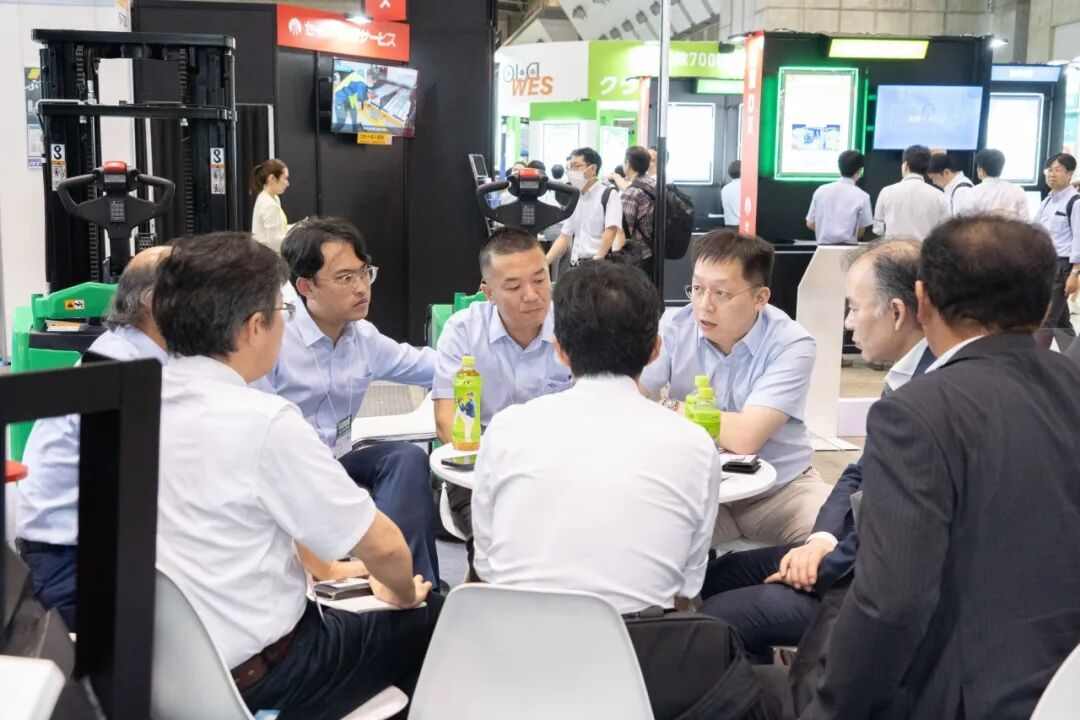 智能物流设备与AGV解决方案亮相东京物流展,助力企业提升效率与绿色运营(图10) 智能物流设备与AGV解决方案亮相东京物流展,助力企业提升效率与绿色运营(图10)