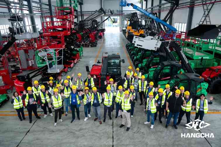 欧洲经销商深度访问，见证智能制造与锂电叉车创新实力(图6)