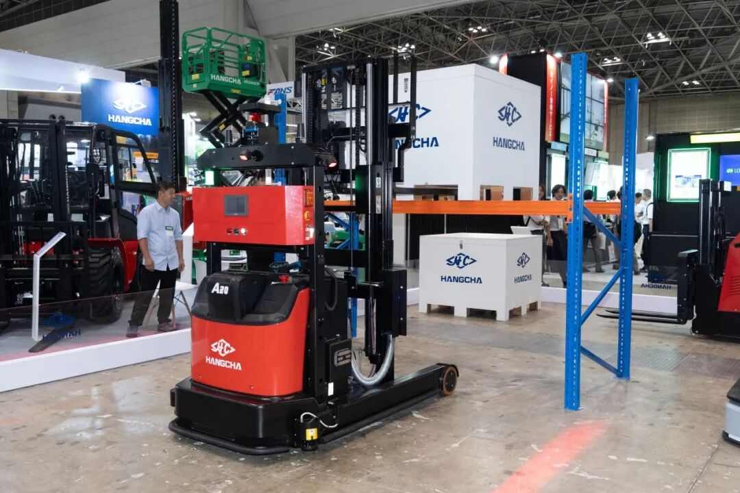 智能物流设备与AGV解决方案亮相东京物流展,助力企业提升效率与绿色运营(图11) 智能物流设备与AGV解决方案亮相东京物流展,助力企业提升效率与绿色运营(图11)