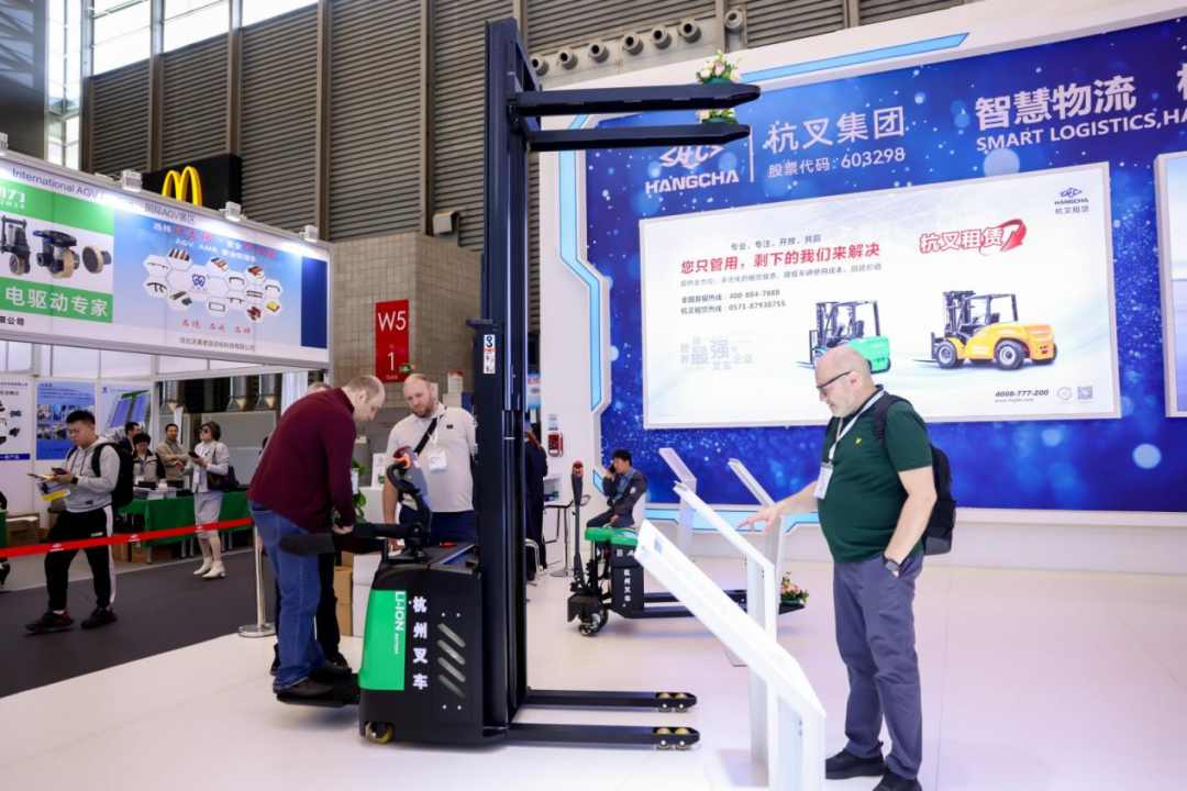 人形机器人引领智慧物流变革,重塑物料搬运新格局(图11) 人形机器人引领智慧物流变革,重塑物料搬运新格局(图11)