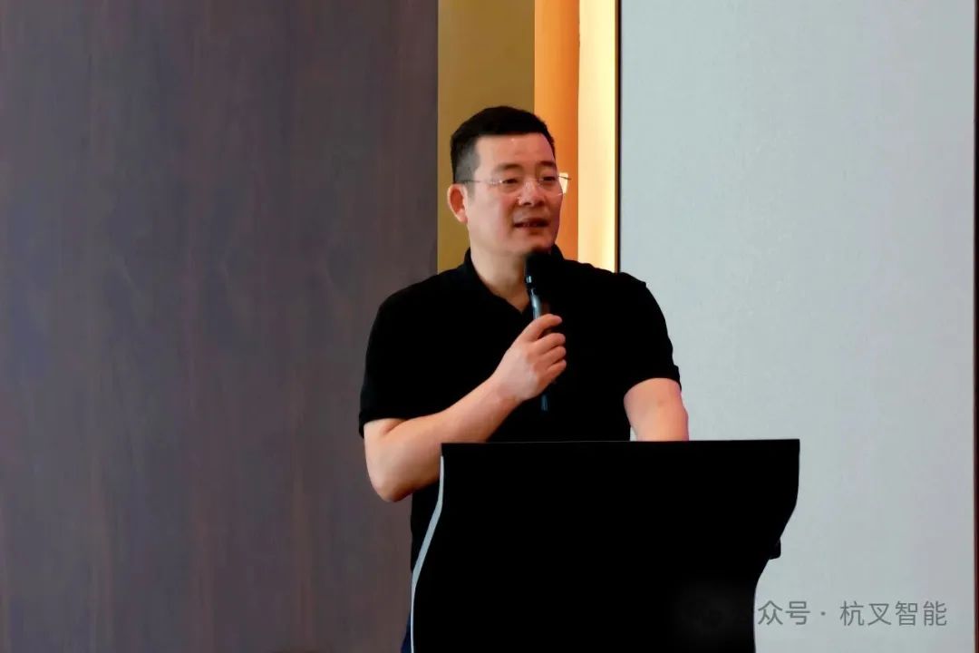 智能物流板块半年度工作会议召开,聚焦技术创新与市场战略布局(图6) 智能物流板块半年度工作会议召开,聚焦技术创新与市场战略布局(图6)