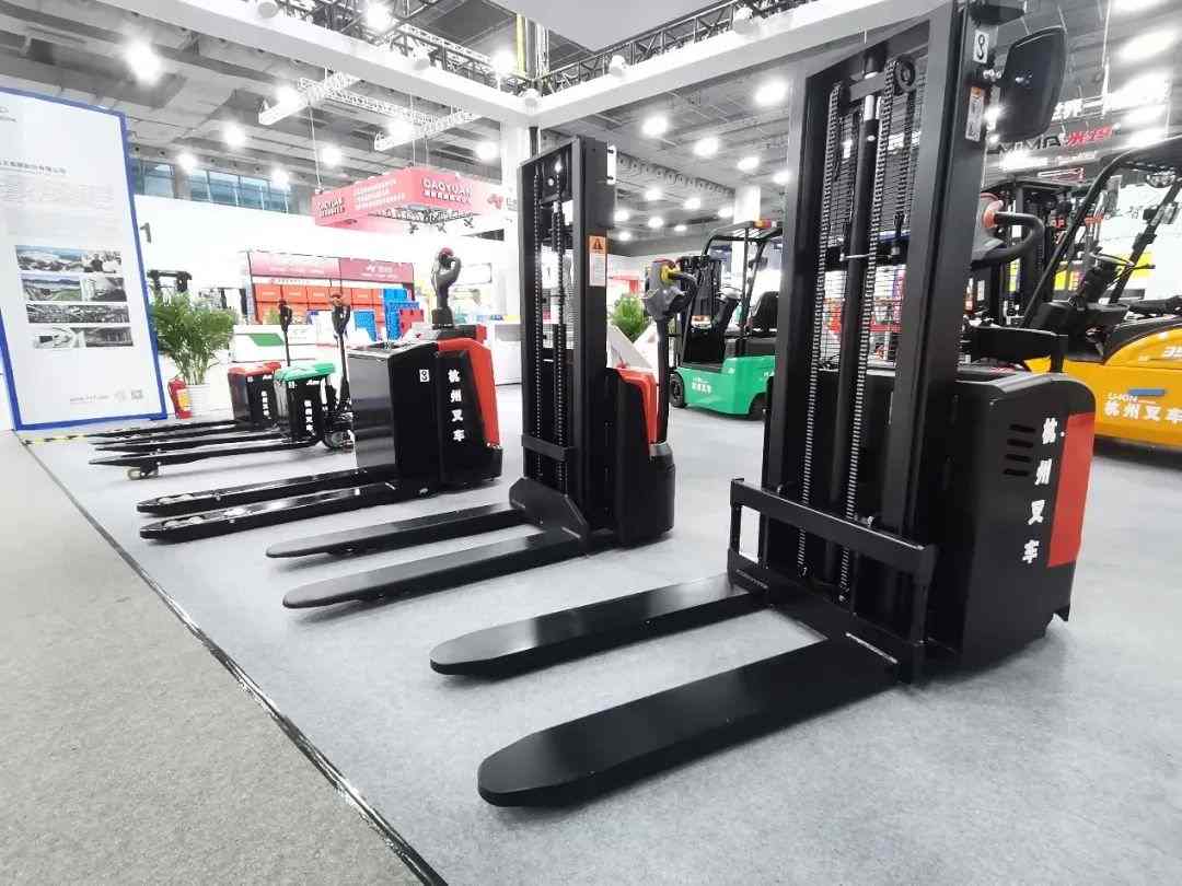 锂电叉车引领物流数智化转型,高效安全成行业新标杆(图5) 锂电叉车引领物流数智化转型,高效安全成行业新标杆(图5)