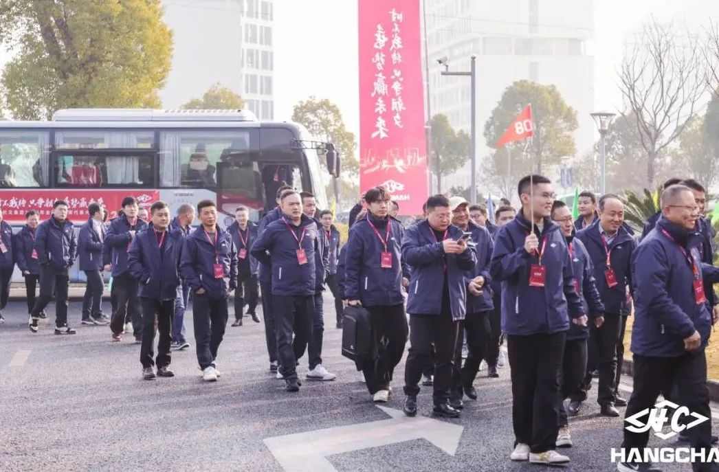 经销商大会共谋发展蓝图,参观工厂见证品质制造(图8) 经销商大会共谋发展蓝图,参观工厂见证品质制造(图8)