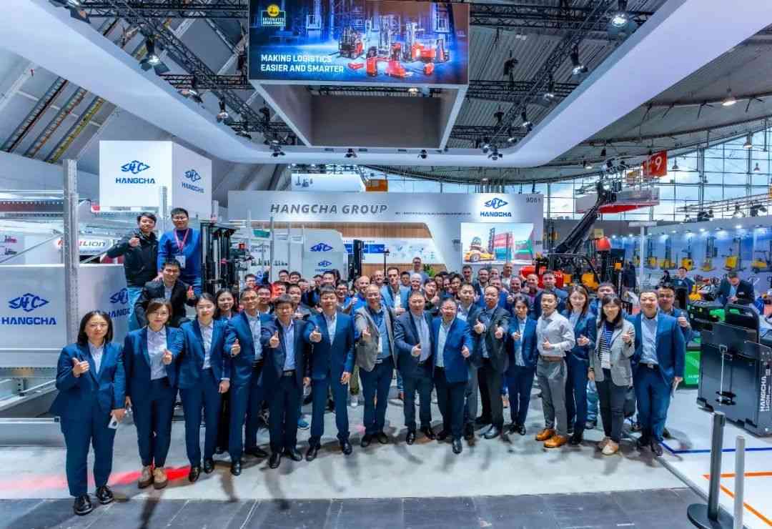 智能物流解决方案亮相国际展会,展现仓储自动化创新实力(图14) 智能物流解决方案亮相国际展会,展现仓储自动化创新实力(图14)