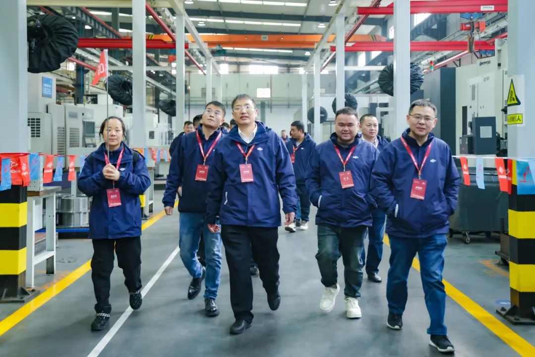 经销商大会共谋发展蓝图,参观工厂见证品质制造(图4) 经销商大会共谋发展蓝图,参观工厂见证品质制造(图4)