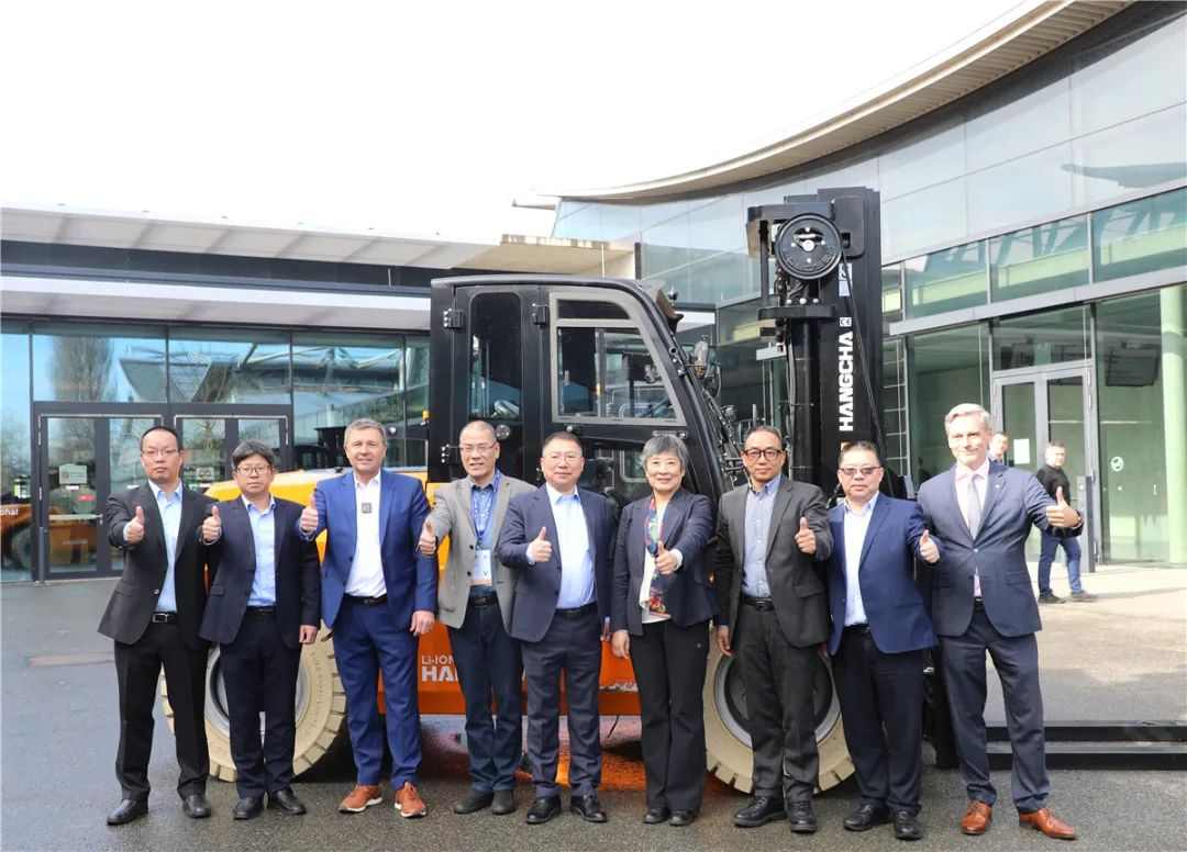 新能源与智能化叉车亮相国际物流展，展现行业创新实力(图6)