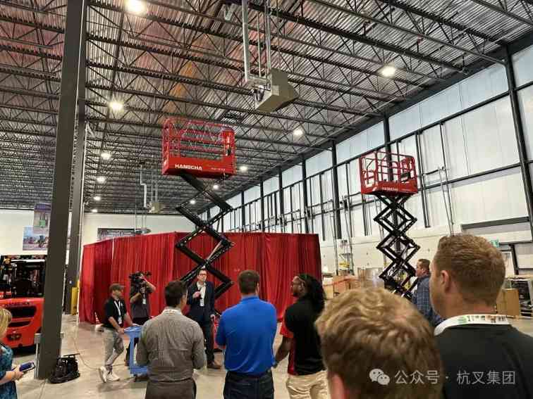 杭叉加拿大新仓库启用,深化北美市场布局与客户服务承诺(图4) 杭叉加拿大新仓库启用,深化北美市场布局与客户服务承诺(图4)