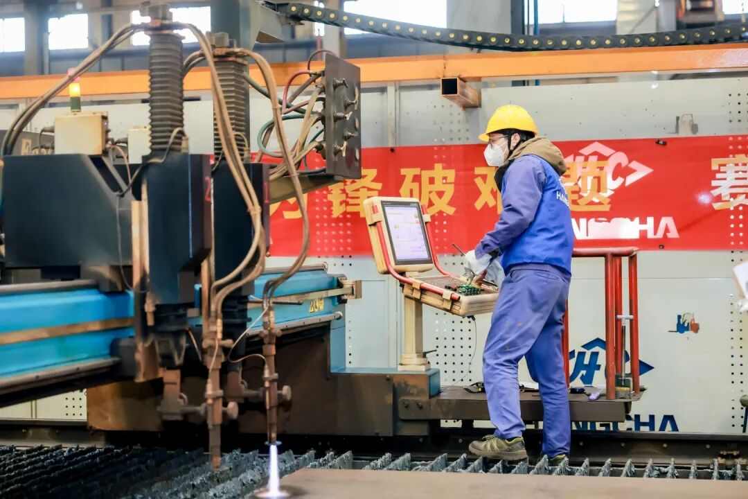 技能比武大赛展现工匠精神，趣味运动会凝聚团队力量(图12)